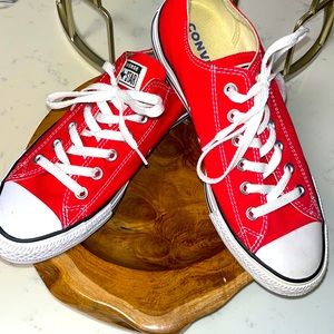 Converse chucks